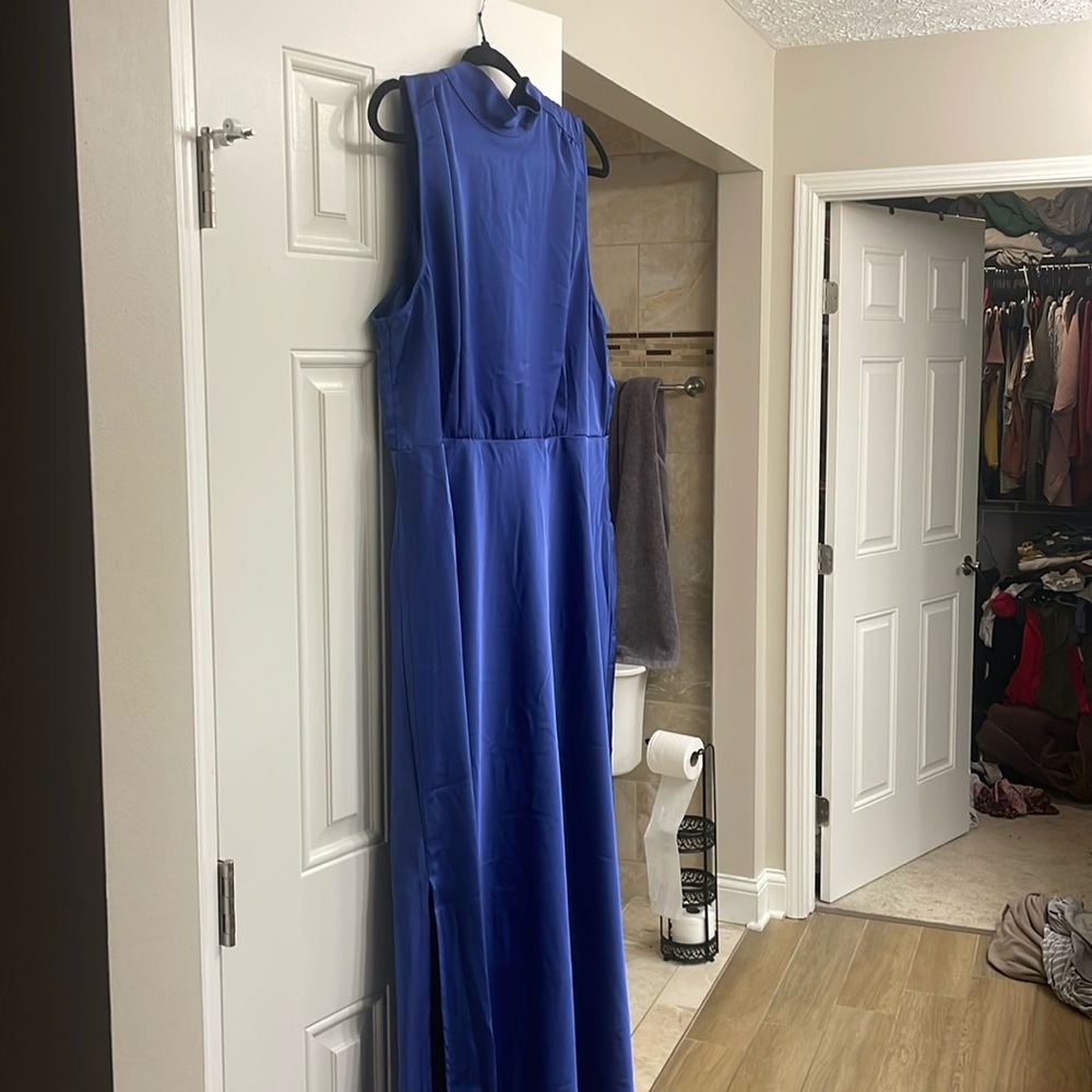 Lulus 2x Blue Satin Sleeveless Mock Neck formal Maxi Dress